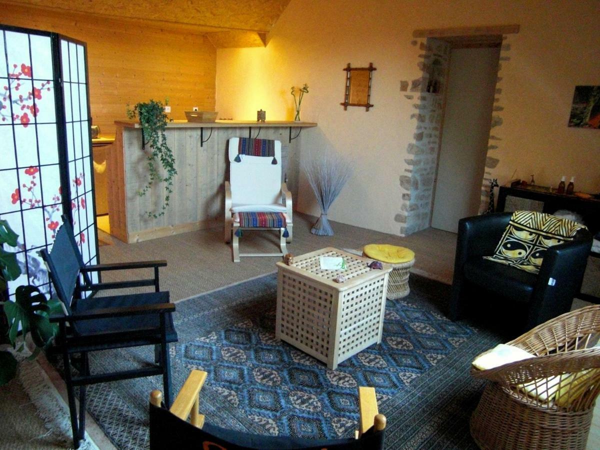Hotel Les Hirondelles Sainte-Suzanne  Exteriér fotografie